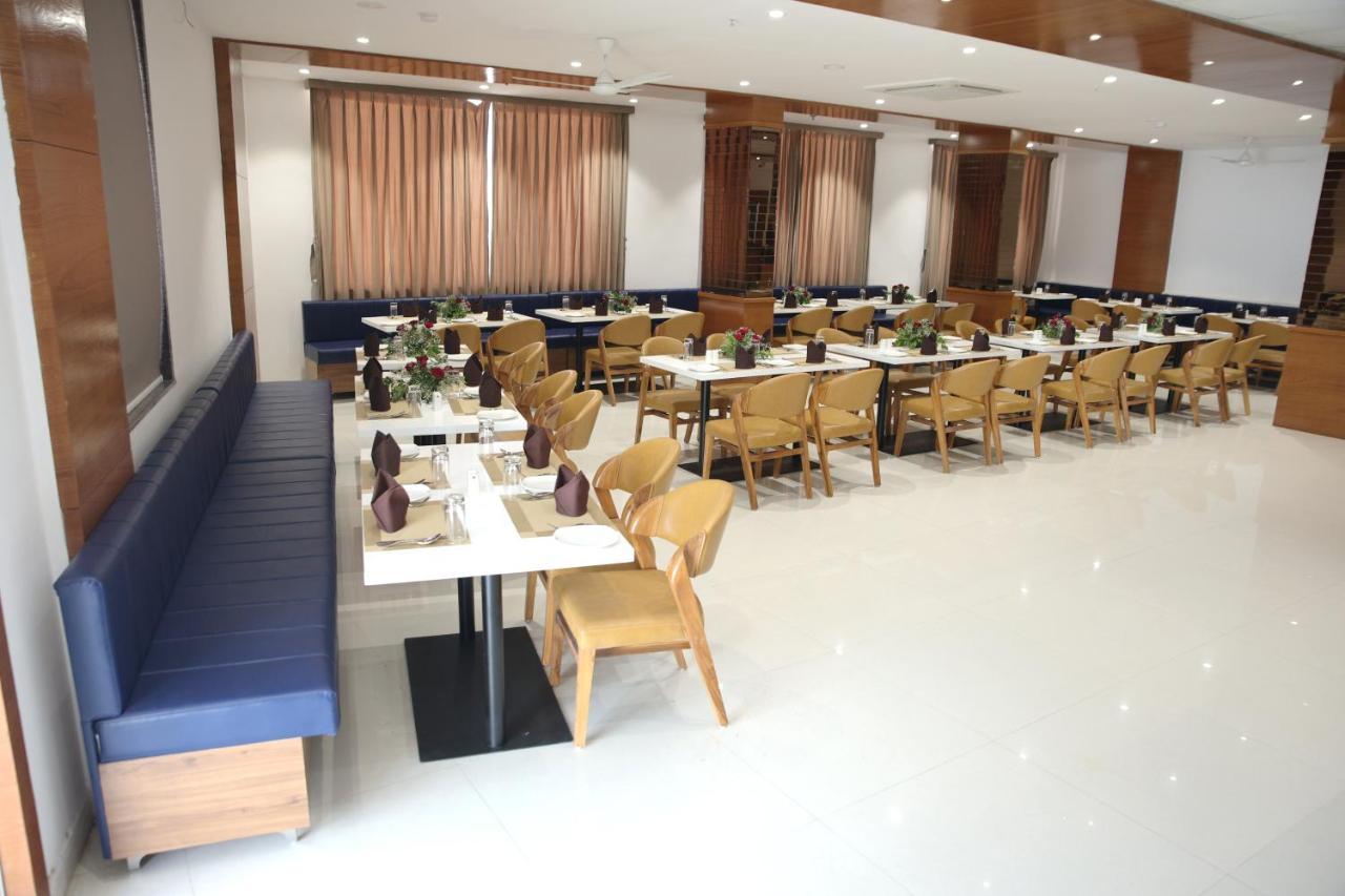 Lords Eco Inn, Ambaji エクステリア 写真